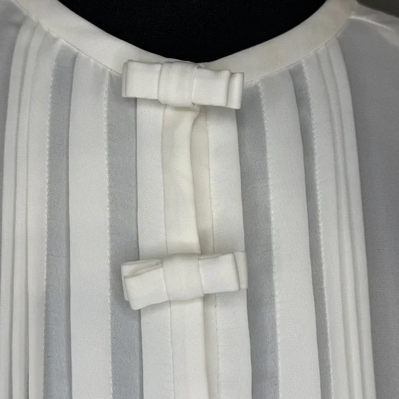 White House Black Market Bow Button up Dressy Blouse Business Casual Shirt Top M - Picture 5 of 9